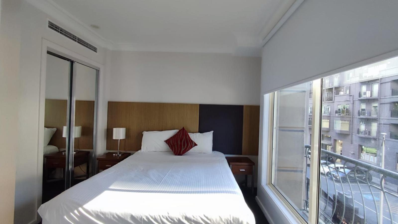 South Yarra Central Apartment Hotel Мельбурн Экстерьер фото
