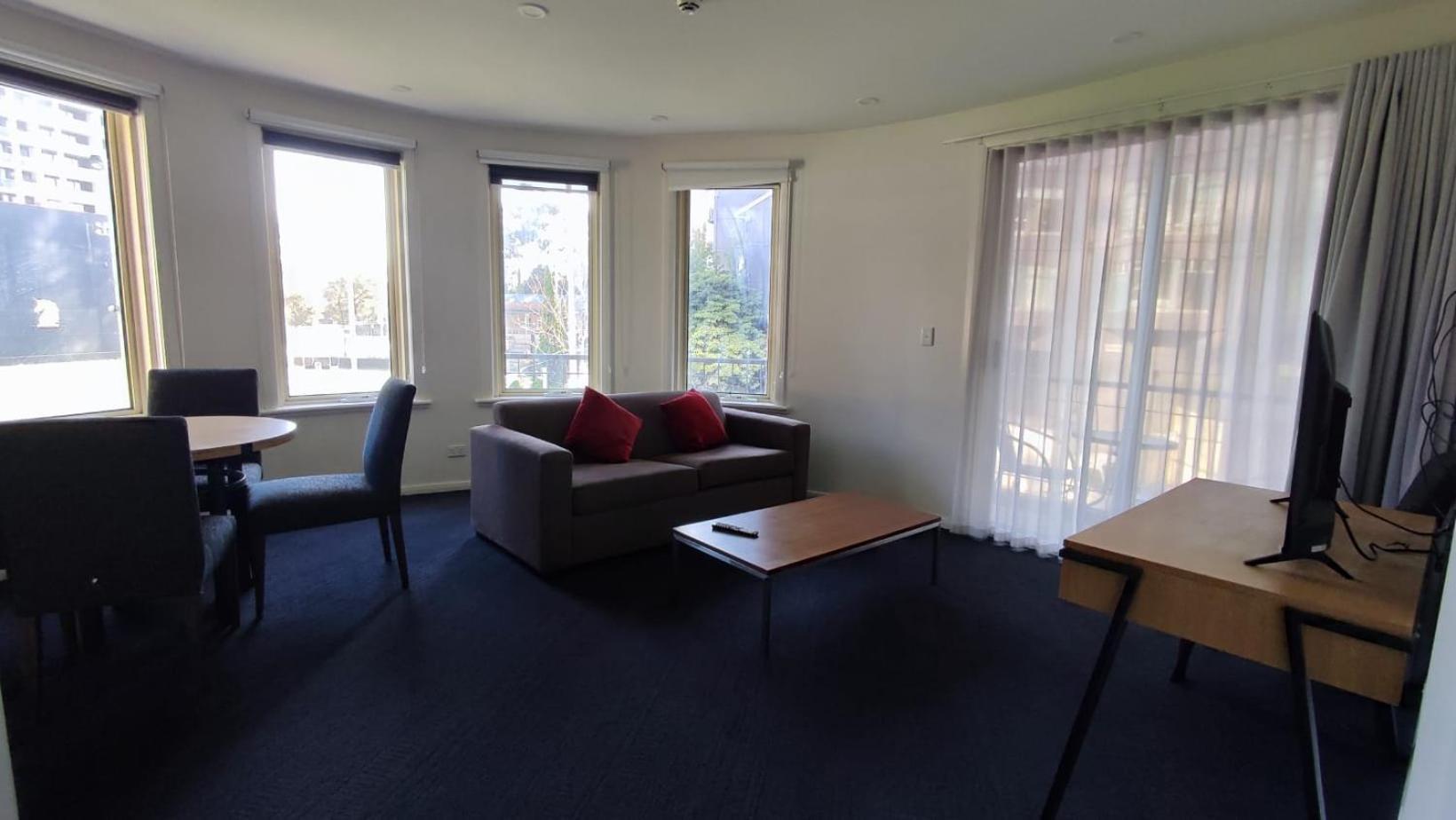 South Yarra Central Apartment Hotel Мельбурн Экстерьер фото