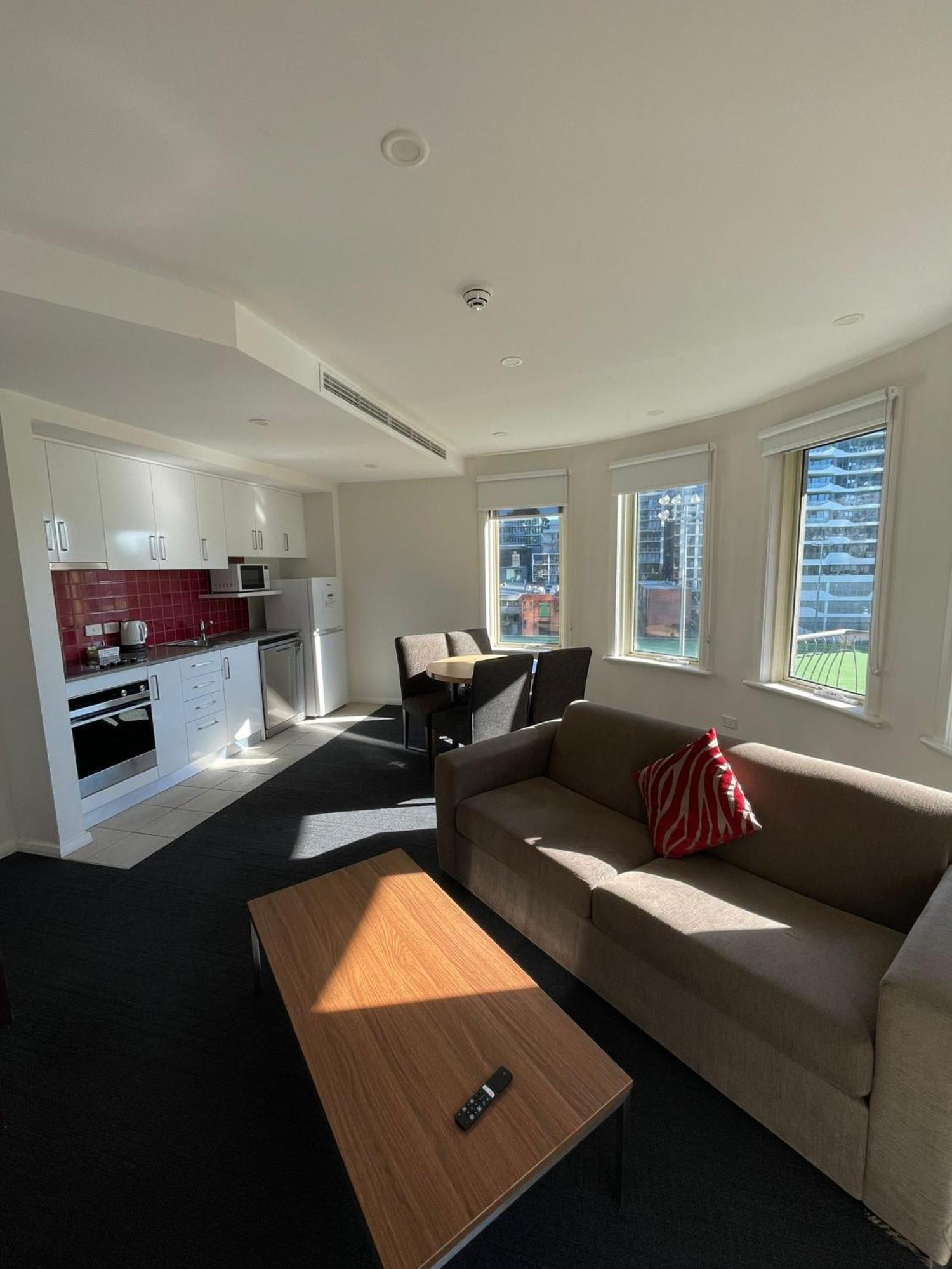 South Yarra Central Apartment Hotel Мельбурн Экстерьер фото