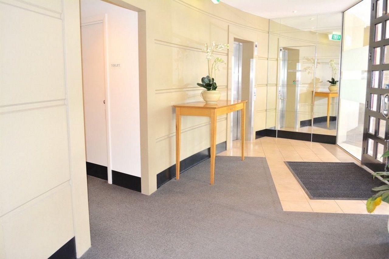 South Yarra Central Apartment Hotel Мельбурн Экстерьер фото