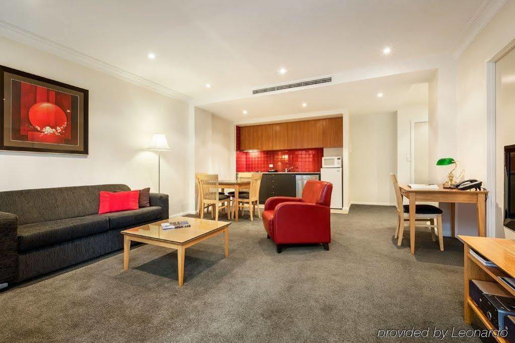 South Yarra Central Apartment Hotel Мельбурн Экстерьер фото