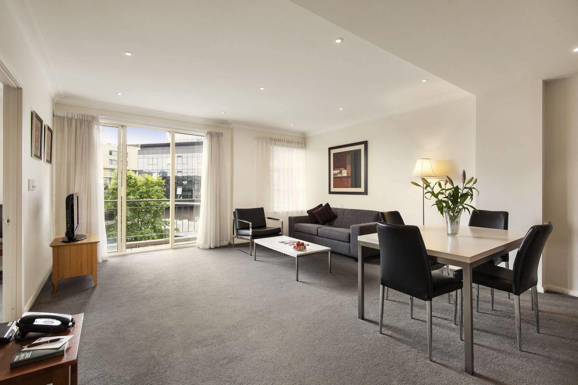 South Yarra Central Apartment Hotel Мельбурн Экстерьер фото
