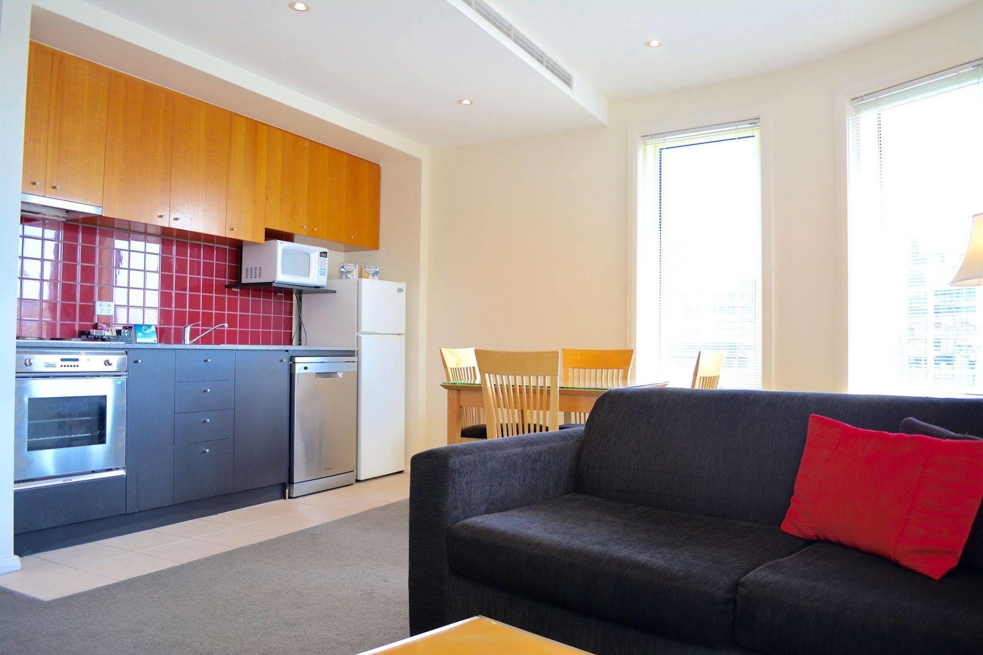 South Yarra Central Apartment Hotel Мельбурн Экстерьер фото