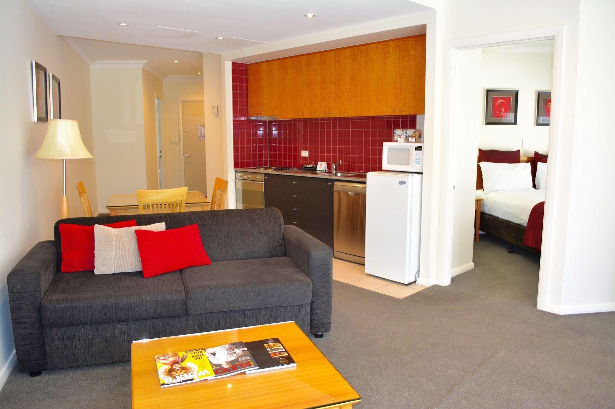 South Yarra Central Apartment Hotel Мельбурн Экстерьер фото
